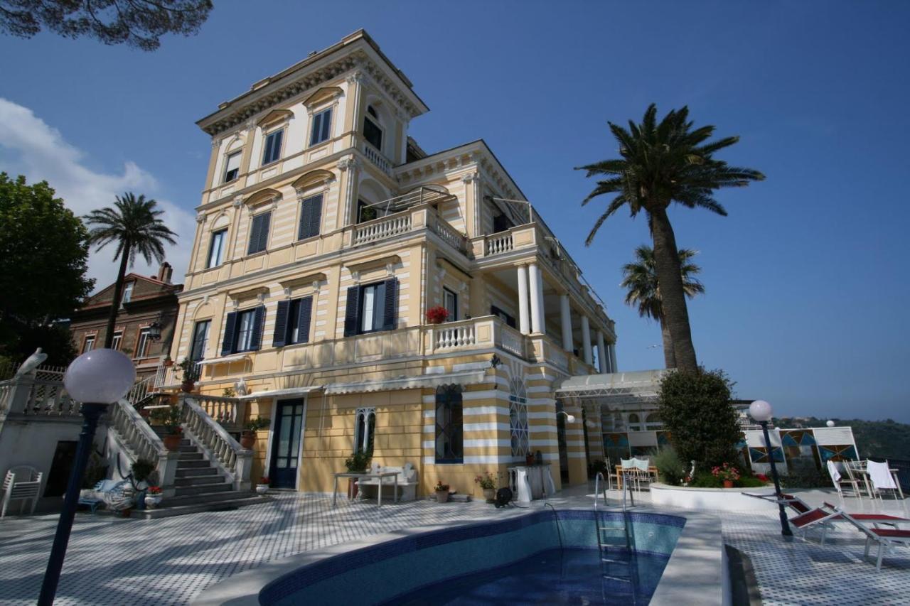 Villa La Terrazza Suites Sorrent Exterior foto